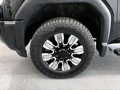 Used 2024 GMC Sierra 3500 Denali AWD/4WD image 7