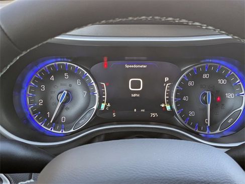 New 2026 Chrysler Voyager LX image 26