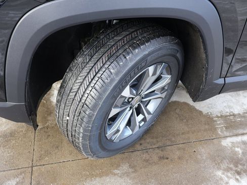 New 2026 Chevrolet Equinox LT w/ LPO, Floor Liner Package image 36