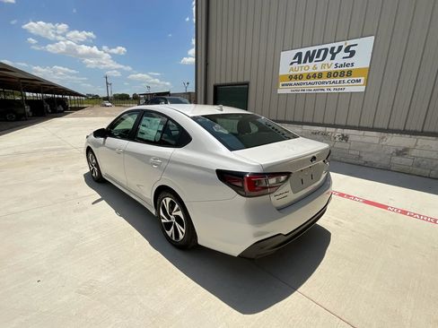 Used 2025 Subaru Legacy Premium AWD/4WD image 7