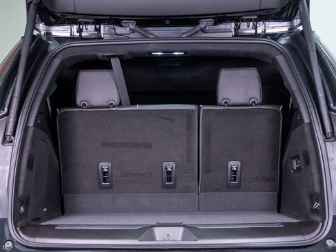 Used 2025 Cadillac Escalade Sport Platinum w/ LPO, Floor Liner Package AWD/4WD image 8