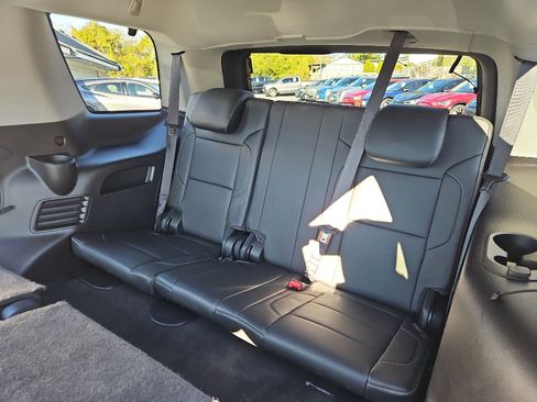 Used 2018 Chevrolet Tahoe LT w/ RST Edition image 20