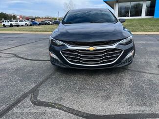 Used 2021 Chevrolet Malibu LT video 2