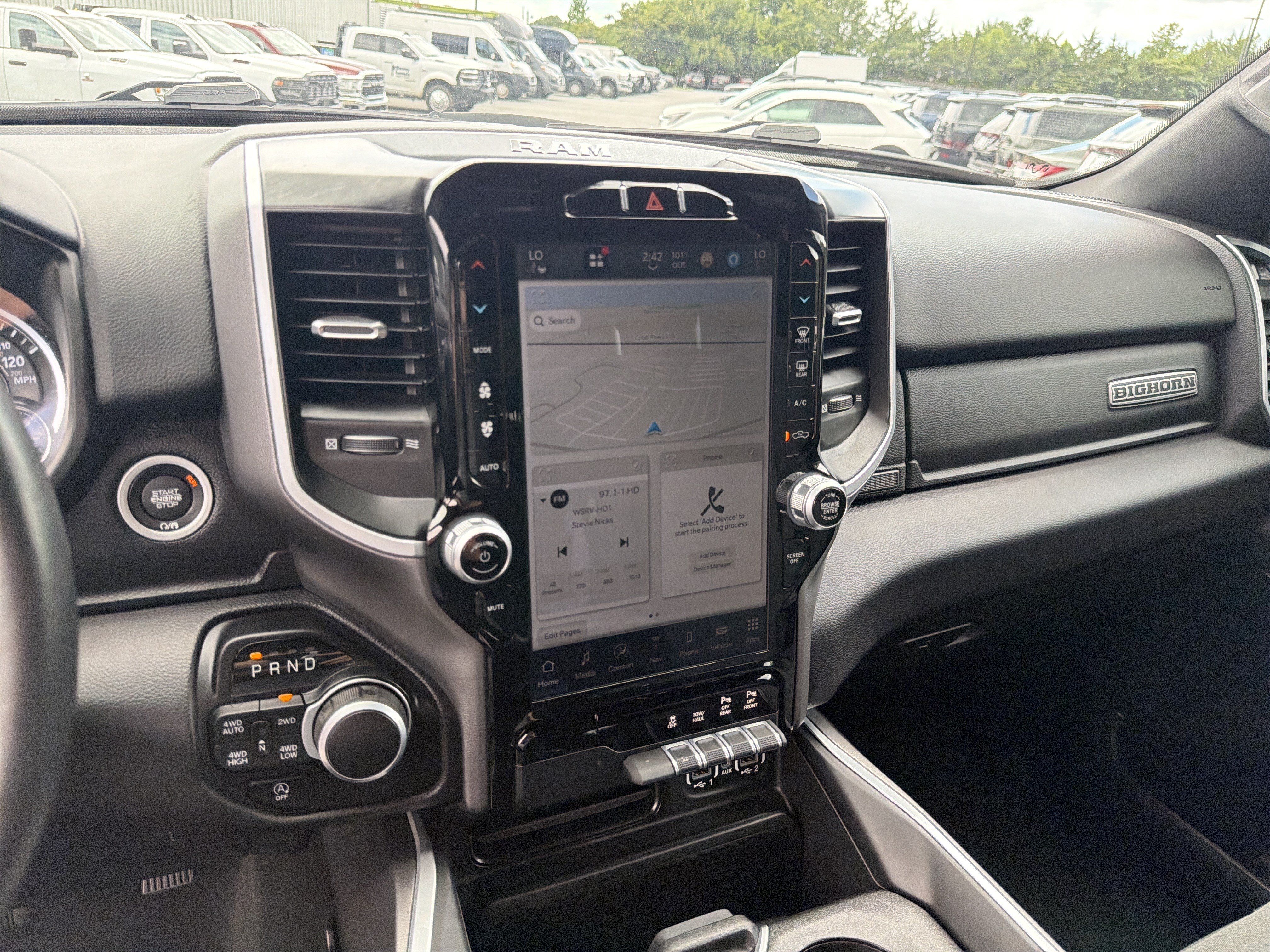 Used 2023 RAM 1500 Big Horn AWD/4WD image 32
