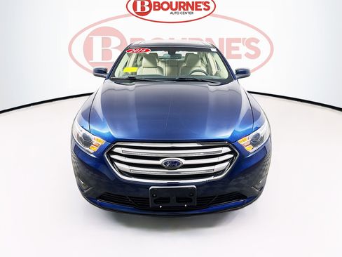 Used 2016 Ford Taurus SEL w/ Equipment Group 201A image 6
