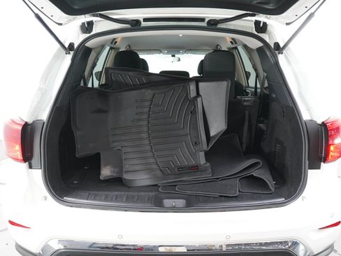Used 2019 Nissan Pathfinder S AWD/4WD image 17