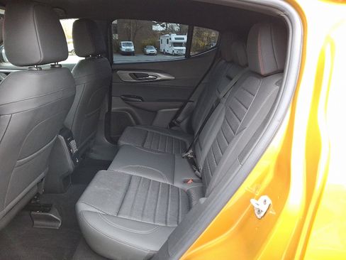 Used 2023 Dodge Hornet GT w/ GT Blacktop Package image 9