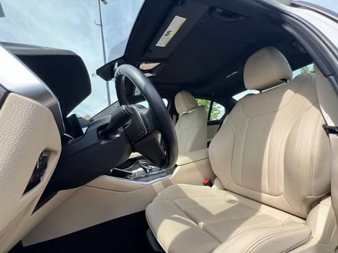 Used 2020 BMW 330i xDrive Sedan w/ Convenience Package AWD/4WD image 16