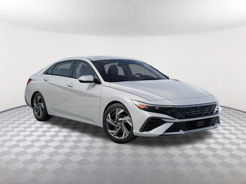 New 2026 Hyundai Elantra Limited image 2
