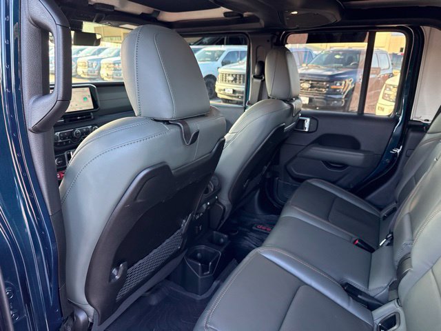 Used 2025 Jeep Gladiator Mojave w/ Safety Group AWD/4WD image 23