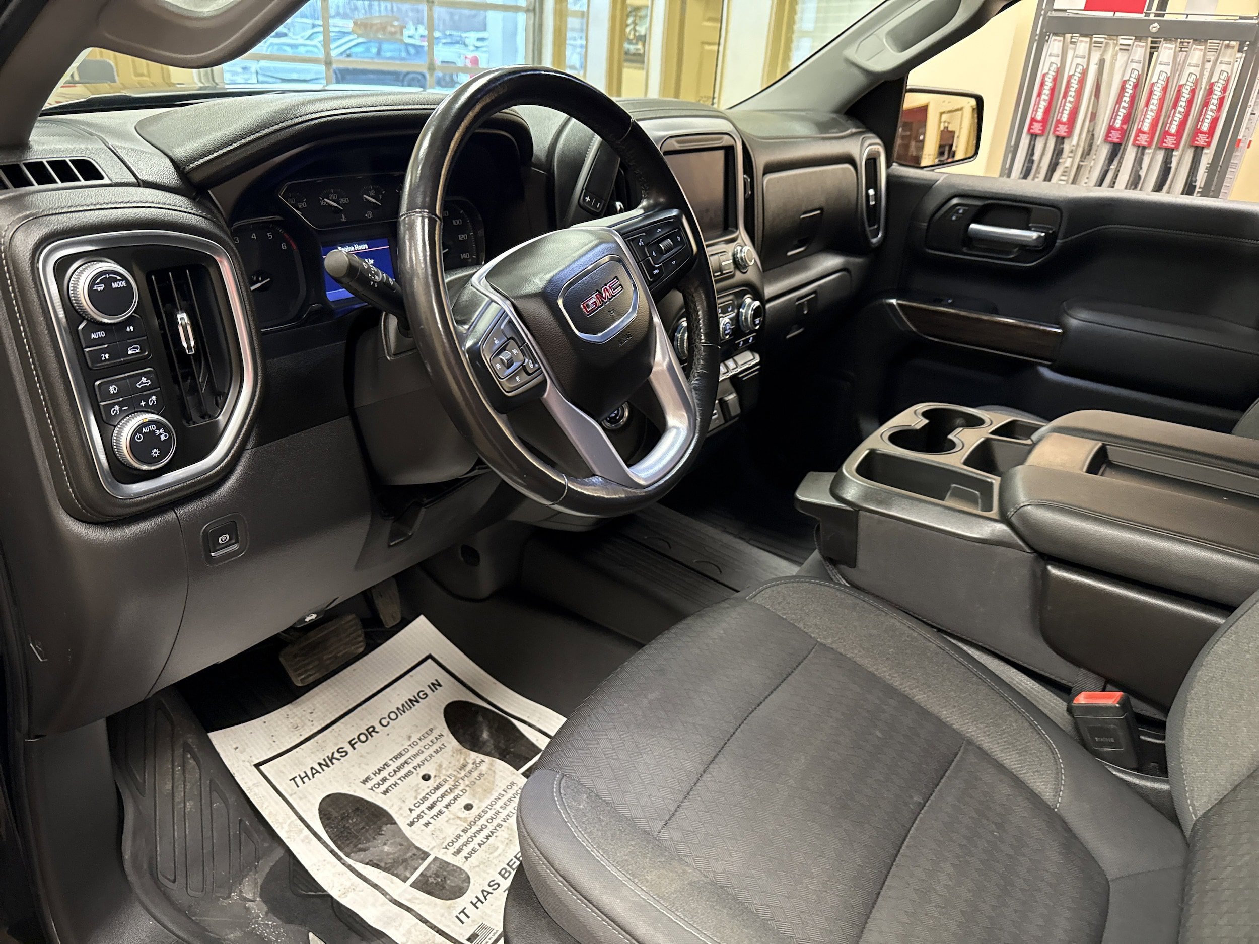 Used 2020 GMC Sierra 1500 Elevation w/ Elevation Value Package AWD/4WD image 28