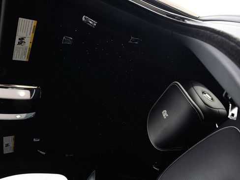 Certified 2021 Rolls-Royce Cullinan AWD/4WD image 46