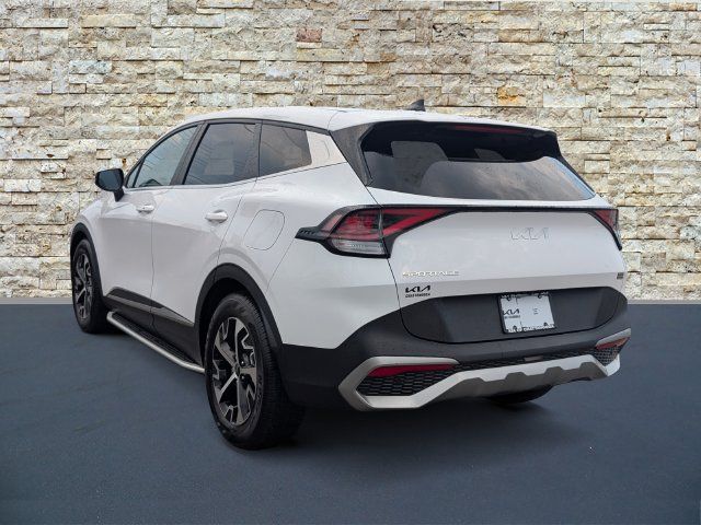 Certified 2023 Kia Sportage EX FWD image 4
