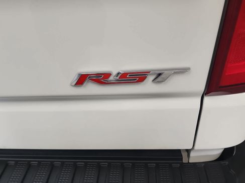 Used 2025 Chevrolet Silverado 1500 RST AWD/4WD image 17