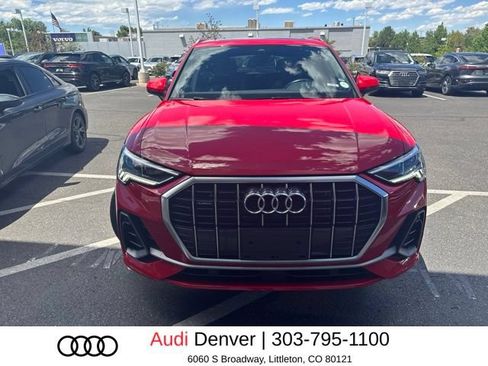 Used 2023 Audi Q3 2.0T Premium Plus w/ Premium Plus Package AWD/4WD image 2
