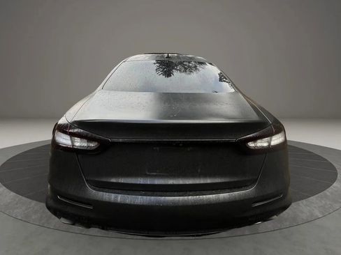 Used 2017 Maserati Quattroporte S GranSport image 5