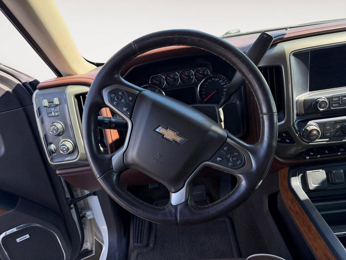 Used 2014 Chevrolet Silverado 1500 High Country w/ High Country Premium Package AWD/4WD image 12
