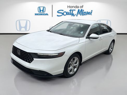 Certified 2024 Honda Accord LX image 3