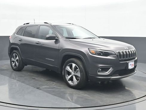 Used 2021 Jeep Cherokee Limited image 9