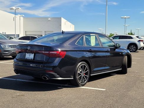 Used 2025 Volkswagen Jetta GLI Autobahn FWD image 6
