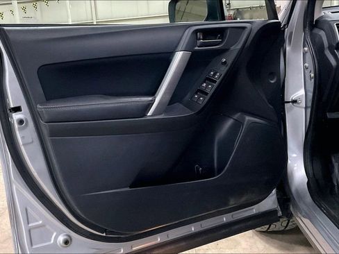 Used 2016 Subaru Forester 2.5i Premium AWD/4WD image 22