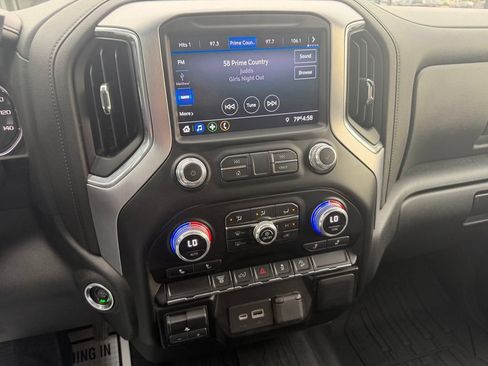 Used 2023 GMC Sierra 3500 SLE w/ SLE Convenience Package AWD/4WD image 12