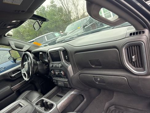 Used 2020 Chevrolet Silverado 2500 LTZ w/ LTZ Convenience Package image 14