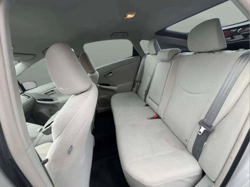 Used 2014 Toyota Prius Two FWD image 11
