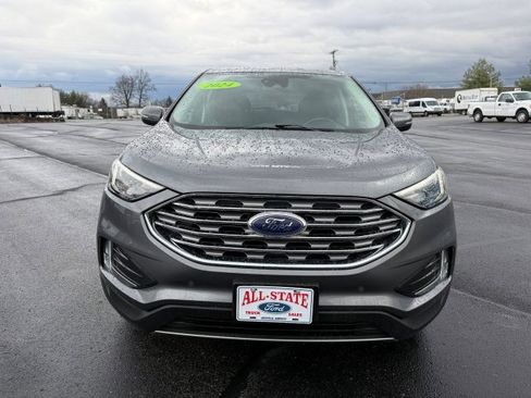 Certified 2024 Ford Edge Titanium image 3