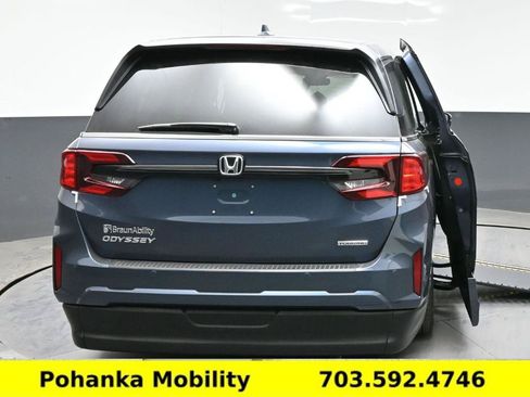 Used 2026 Honda Odyssey EX-L image 16