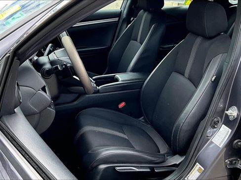 Used 2020 Honda Civic Sport image 10