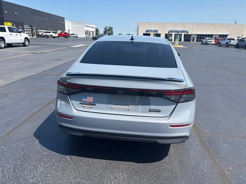 Used 2023 Honda Accord Sport image 11