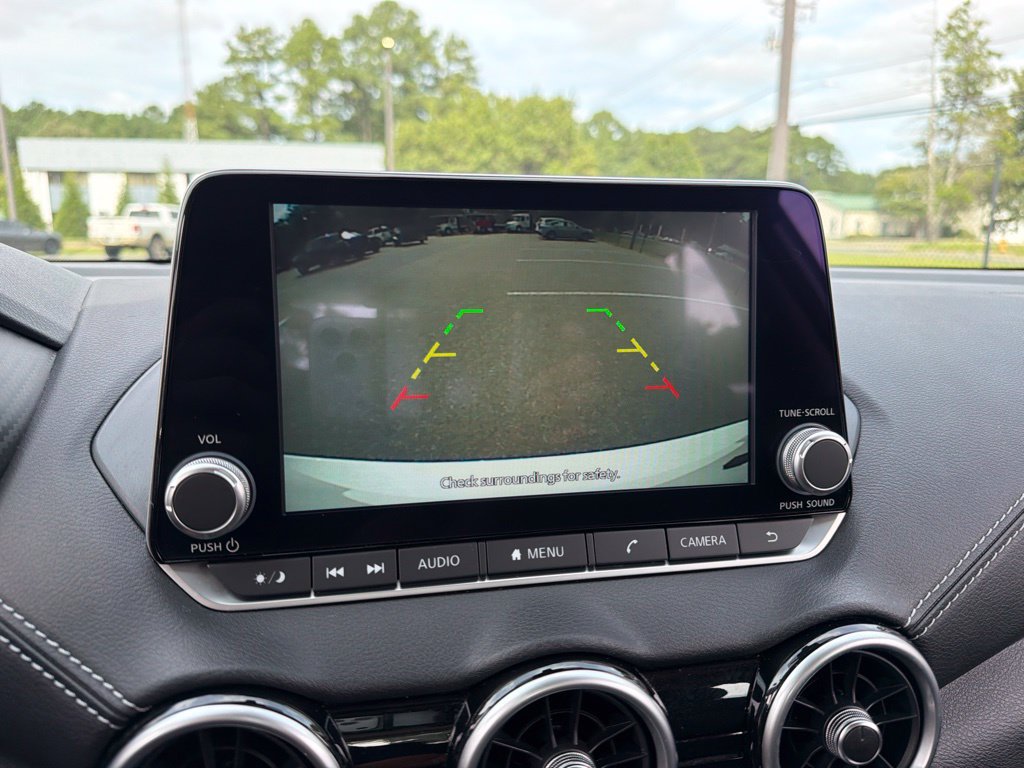 Used 2025 Nissan Sentra SV FWD image 11