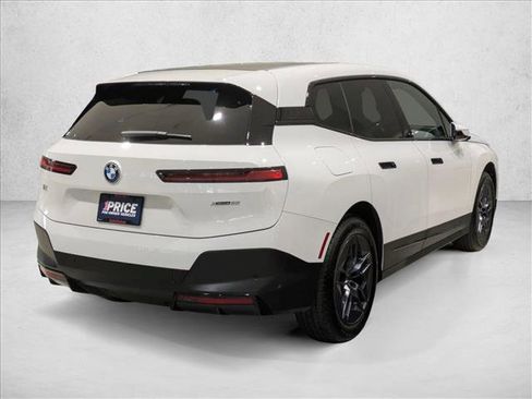 Used 2025 BMW iX xDrive50 AWD/4WD image 5