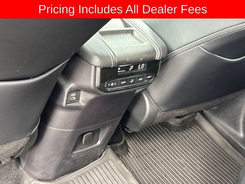 Used 2024 Toyota Grand Highlander AWD image 14