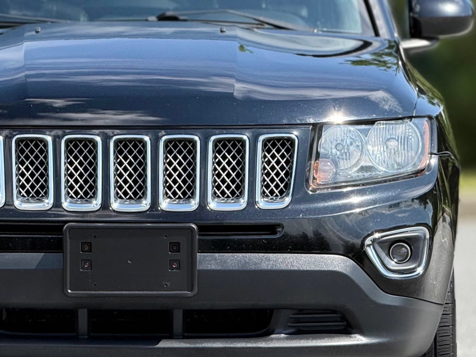 Used 2017 Jeep Compass High Altitude FWD image 15