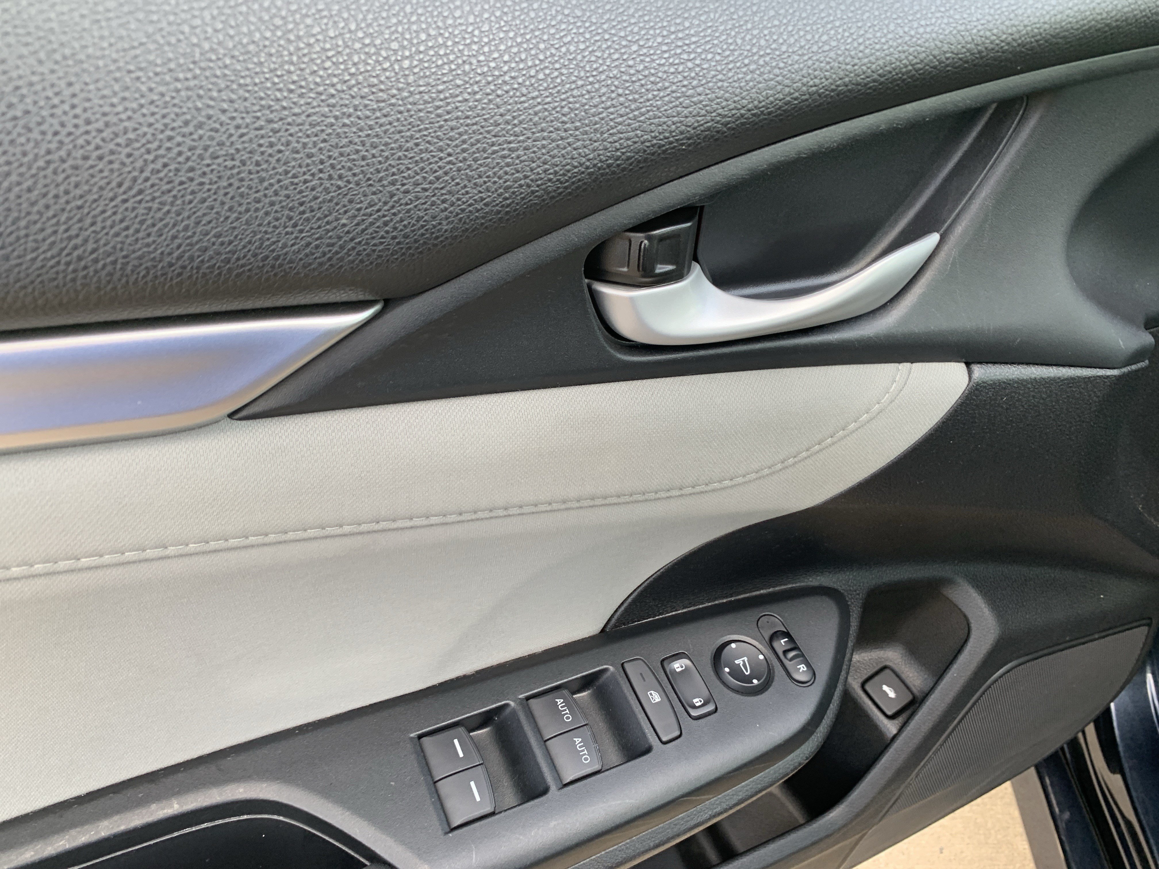 Used 2016 Honda Civic EX image 15
