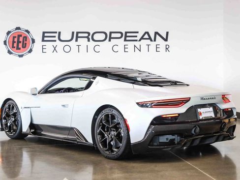 Used 2022 Maserati MC20 Coupe RWD image 10