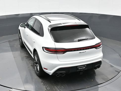 New 2026 Porsche Macan Turbo image 28
