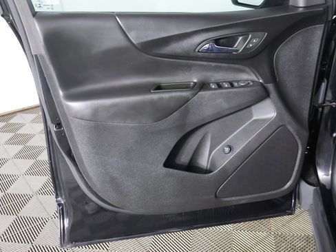 Used 2022 Chevrolet Equinox LT image 23