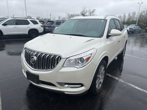 Used 2015 Buick Enclave Leather w/ Trailering Package image 2