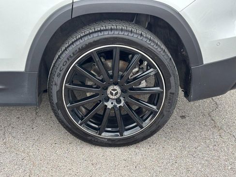 Used 2020 Mercedes-Benz GLB 250 4MATIC image 7