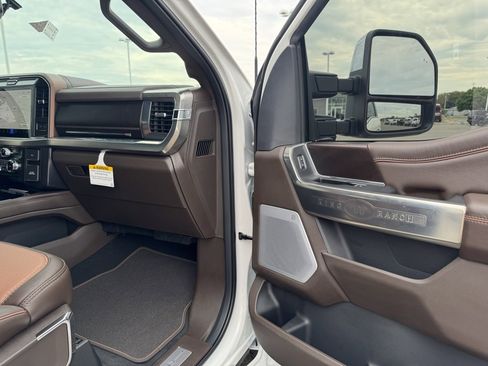 New 2025 Ford F250 King Ranch w/ Chrome Package image 19