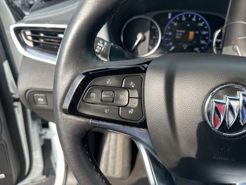 Used 2024 Buick Enclave Premium image 16