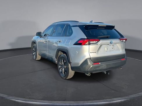 Used 2023 Toyota RAV4 XLE Premium AWD/4WD image 10