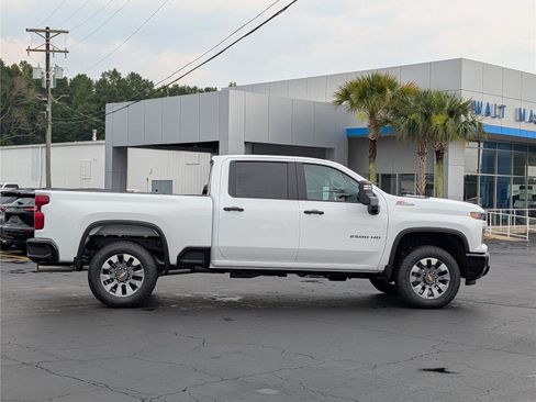 New 2026 Chevrolet Silverado 2500 Custom w/ Custom Value Package AWD/4WD image 7