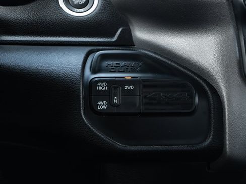 Used 2024 RAM 2500 Big Horn AWD/4WD image 16