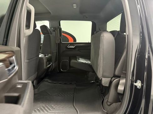 Used 2025 Chevrolet Silverado 2500 LT w/ Safety Package image 15