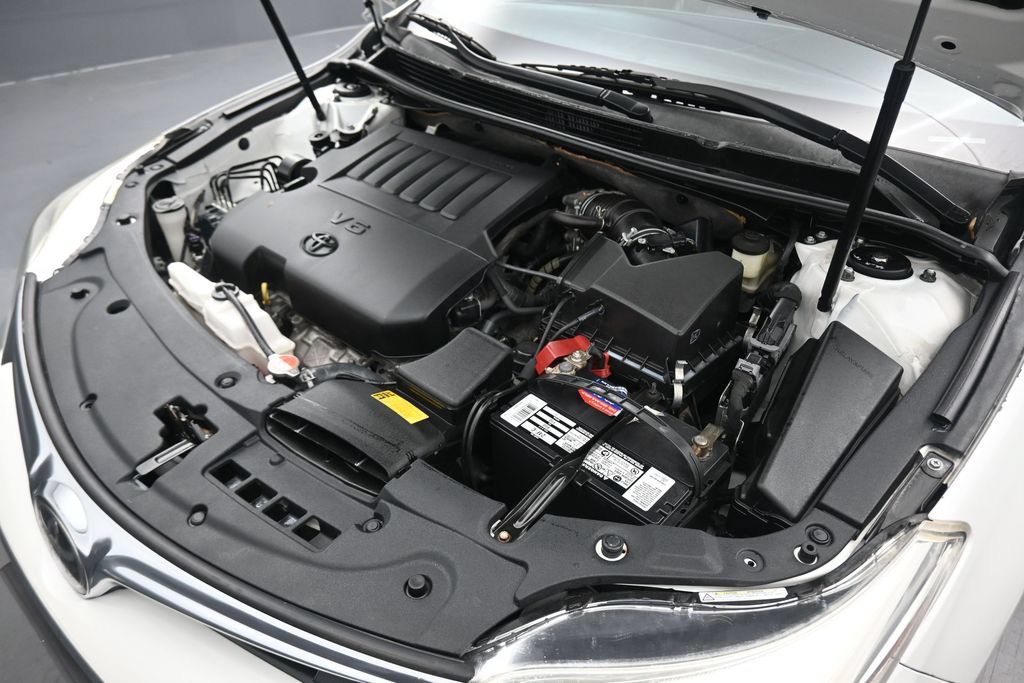 Used 2016 Toyota Avalon Limited w/ Toyota Safety Sense Package FWD image 50