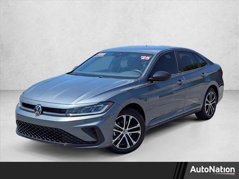 Used 2025 Volkswagen Jetta Sport FWD image 1